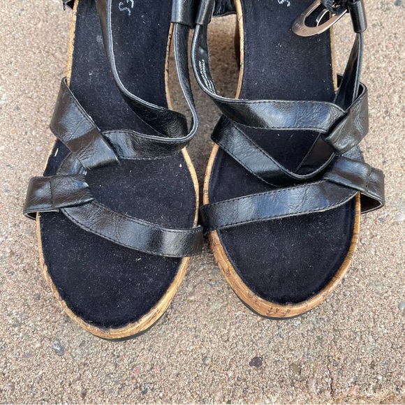 AEROSOLES Women’s Summer Plush Black Brown Strappy Wedge Sandal Size 7.5 - Picture 2 of 9